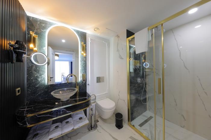Golden Horn Hotel